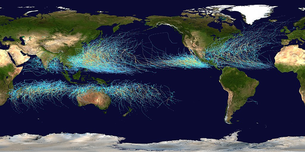 Machine Learning and sampling methods for climate and physics